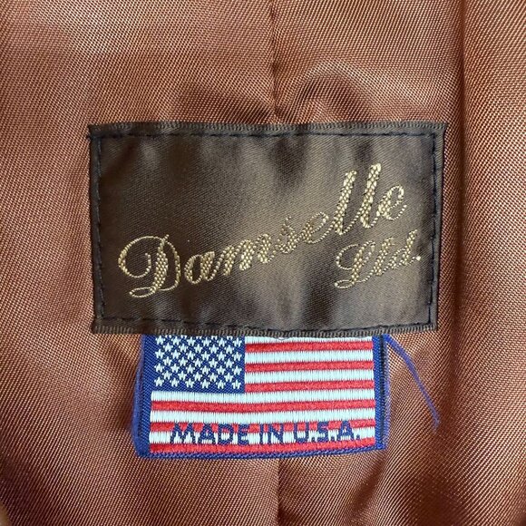 ✅Womens XL Damselle Leather Fringed Jacket W/Toggle Buttons Belt *NO FUR COLLAR - Picture 3 of 11